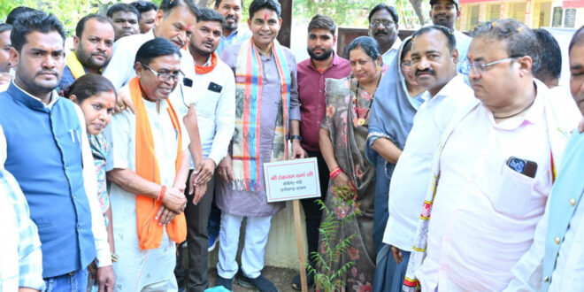हर वर्ग की खुशहाली के लिए प्रतिबद्ध है सरकार, तेज गति से दौड़ रहा है छत्तीसगढ़ का विकास: मंत्री टंक राम वर्मा…..