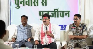 पुनर्वासित युवाओं से मिले उप मुख्यमंत्री विजय शर्मा और वन मंत्री केदार कश्यप, गांवों के विकास में सहभागी बनने का किया आह्वान, सिंचाई व्यवस्था के दिए निर्देश….