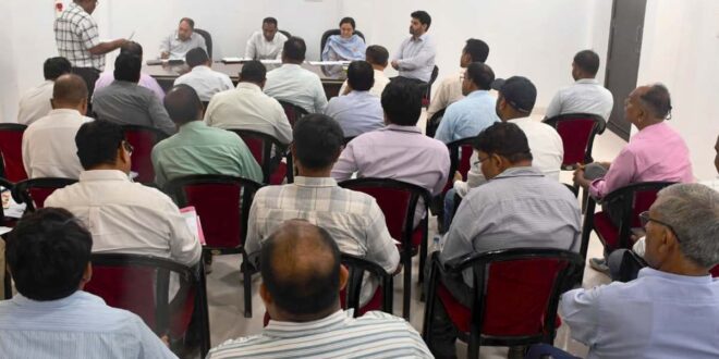 लोक निर्माण विभाग के सचिव ने कार्यों की धीमी गति पर जताई नाराजगी, कार्यों में अपेक्षित प्रगति नहीं लाने वाले ठेकेदारों को नोटिस जारी करने तथा ब्लैक-लिस्ट करने के दिए निर्देश….