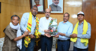 राज्यपाल रमेन डेका से अखिल भारतीय गोंड़वाना गोंड़ महासभा के पदाधिकारियों ने की सौजन्य भेंट….