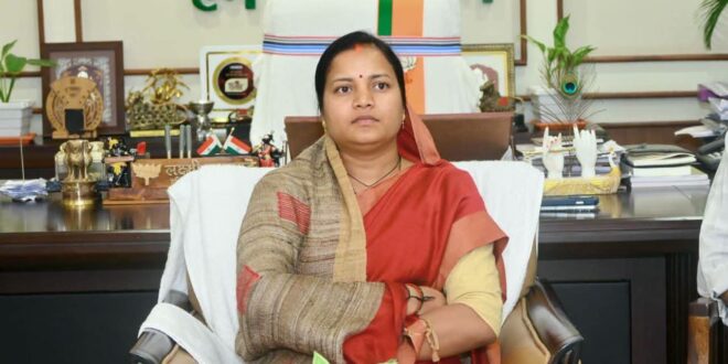 ‘मन की बात’ से विकसित भारत का संकल्प हुआ और मजबूत: प्रधानमंत्री के प्रेरक संदेशों का मंत्री लक्ष्मी राजवाड़े ने किया श्रवण….