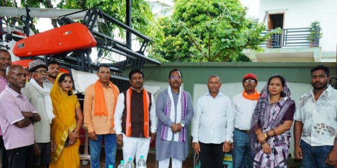 बीजापुर के सूदुर अंचल मांझीगुड़ा पहुंचे कृषि मंत्री रामविचार नेताम….