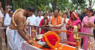 आमंत्रण पर मुख्यमंत्री श्री विष्णु देव साय ने भोरमदेव मंदिर पहुंचकर की पूजा-अर्चना, प्रदेश की सुख-समृद्धि की कामना