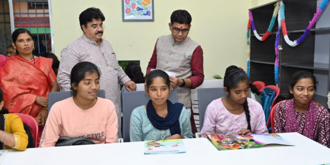 गांव और शहर के युवाओं के बीच अवसरों की दूरी मिटाएगी ई-लाइब्रेरी- मंत्री टंक राम वर्मा….