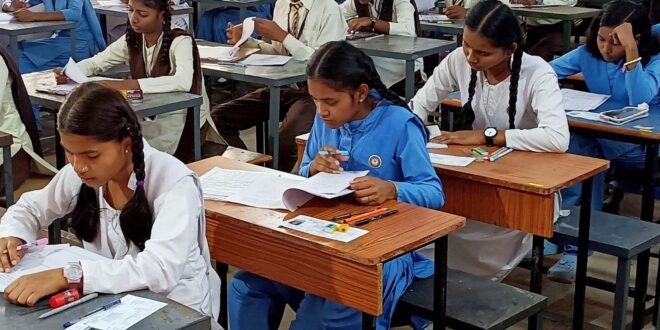 बस्तर में उच्च शिक्षा की नई भोर, 100 करोड़ के ‘मेरु’ अनुदान और रोजगारोन्मुखी पाठ्यक्रमों से सशक्त हो रहे बस्तर के युवा…..