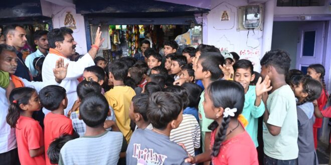 उप मुख्यमंत्री विजय शर्मा ने देर शाम सहसपुर लोहारा के ग्रामीण अंचलों का किया दौरा….