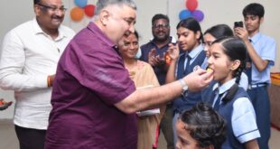 बेटियों के सपनों को मिली नई उड़ान, शाला प्रवेश उत्सव में शामिल हुए पर्यटन एवं संस्कृति मंत्री राजेश अग्रवाल…..