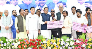 ढाई साल की उपलब्धियाँ- छत्तीसगढ़ का श्रमिक कल्याण के क्षेत्र में नई पहचान, श्रमिकों के सामाजिक और आर्थिक सशक्तिकरण को सर्वाेच्च प्राथमिकता…