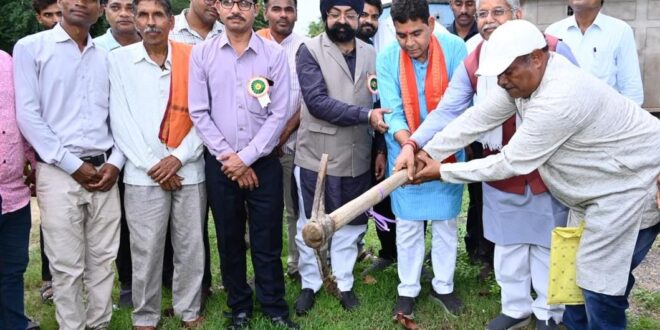 भौतिक प्रगति के साथ अपनी समृद्ध परंपरा और मानवीय मूल्यों को सहेजकर रखना ही सच्चा विकास- मंत्री टंक राम वर्मा……