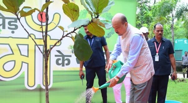प्रकृति संरक्षण और स्वस्थ जीवनशैली ही सुरक्षित भविष्य की कुंजी-रमेन डेका