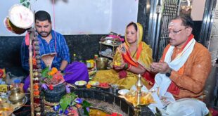 मुख्यमंत्री विष्णुदेव साय ने सावन सोमवार और नागपंचमी पर श्री फलेश्वरनाथ महादेव की पूजा-अर्चना की