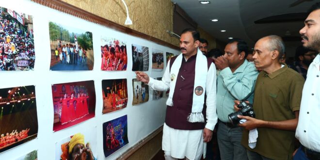 स्वास्थ्य मंत्री श्याम बिहारी जायसवाल ने किया दृश्य संवाद 2026 का शुभारंभ, तस्वीरों में उतरा छत्तीसगढ़,  फोटो जर्नलिस्टों का हुआ सम्मान….