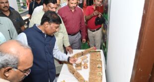 औषधि पौधों की खेती किसानों की आय बढ़ाने का प्रभावी माध्यम: वन मंत्री केदार कश्यप…..