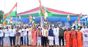 नारायणपुर से शुरू हुई बस्तर तिरंगा यात्रा: उपमुख्यमंत्री विजय शर्मा और वन मंत्री केदार कश्यप ने बाइक चलाकर किया नेतृत्व, नक्सल प्रभावित क्षेत्रों में पहुंचेगा तिरंगा….