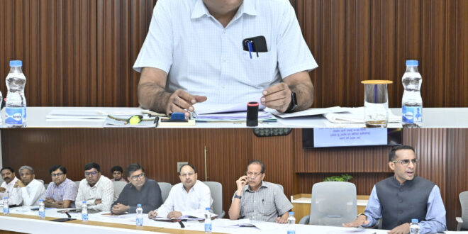 परियोजना निर्माण एवं क्रियान्वयन समिति की बैठक सम्पन्न, नवा रायपुर में ई-बसों के संचालन, कार्यालय भवन निर्माण सहित सड़क परियोजनाओं के प्रस्तावों पर हुआ विचार-विमर्श…..