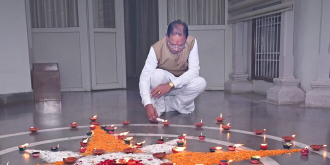प्रधानमंत्री नरेंद्र मोदी के जन्मदिवस पर मुख्यमंत्री विष्णु देव साय ने अपने निवास पर जलाया ‘आशीर्वाद का दीया’…..