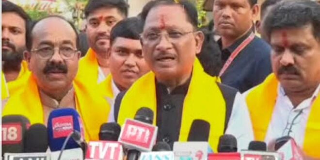 सेवा संकल्प अभियान के सफल आयोजन के लिए उप मुख्यमंत्री श्री अरुण साव ने ली वर्चुअल बैठक