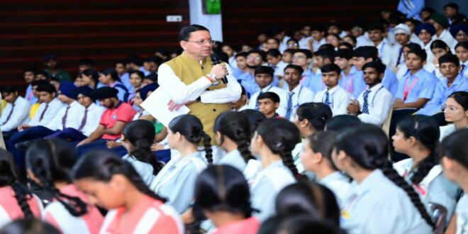सेवा संकल्प अभियान : उप मुख्यमंत्री विजय शर्मा ने मां दंतेश्वरी मंदिर में दीप प्रज्ज्वलित कर किया ‘सेवा संकल्प अभियान’ का बस्तर में किया शुभारंभ…..
