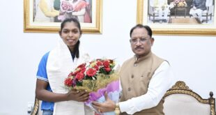 एशियन गेम्स की स्वर्ण पदक विजेता टीम की संजू देवी को मुख्यमंत्री विष्णु देव साय ने 51 लाख रुपए की प्रोत्साहन राशि देने की घोषणा की…..