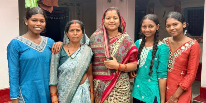 मंत्री लक्ष्मी राजवाड़े पहुंचीं ग्राम कुंजनगर, महिलाओं से किया आत्मीय संवाद, सेवा संकल्प अभियान के तहत महतारी वंदन और प्रधानमंत्री मातृ वंदना योजना की हितग्राहियों से जानी योजनाओं की उपयोगिता….