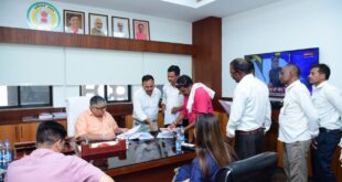 पर्यटन एवं संस्कृति मंत्री राजेश अग्रवाल ने मंत्रालय स्थित कार्यालय में आगंतुकों से की मुलाकात, विभिन्न क्षेत्रों से पहुंचे नागरिकों की सुनी समस्याएं और सुझाव, अधिकारियों को त्वरित समाधान के दिए निर्देश…..