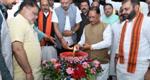 प्रधानमंत्री नरेंद्र मोदी के जनसेवा के 25 वर्ष देश के विकास और परिवर्तन की प्रेरक यात्रा : मुख्यमंत्री विष्णुदेव साय