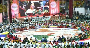 ‘नमो सेवा गाथा’ लाइट एंड साउंड शो में जीवंत हुई प्रधानमंत्री श्री नरेंद्र मोदी की प्रेरणादायी जीवन यात्रा,‘सेवा के रंग, राष्ट्र के संग’ समारोह में शामिल हुए मुख्यमंत्री  विष्णुदेव साय