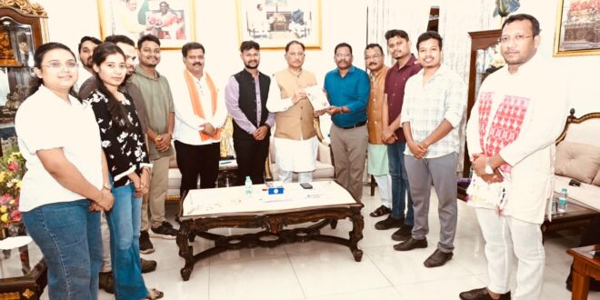 करम परब महोत्सव में शामिल होंगे मुख्यमंत्री विष्णु देव साय,कंवर समाज के प्रतिनिधिमंडल ने मुख्यमंत्री से की सौजन्य मुलाकात, सौंपा आमंत्रण पत्र..