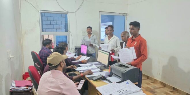 ’मुख्यमंत्री विष्णु देव साय के नेतृत्व में कृषक उन्नति योजना से फसल विविधीकरण को मिल रहा बढ़ावा, किसानों के लिए खुल रहे आय के नए अवसर’……