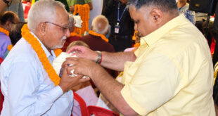 सेवा संकल्प अभियान : अंतर्राष्ट्रीय वृद्धजन दिवस पर सियानगुड़ी में बुजुर्गों का सम्मान, राजेश अग्रवाल ने शॉल-श्रीफल भेंट कर लिया आशीर्वाद….