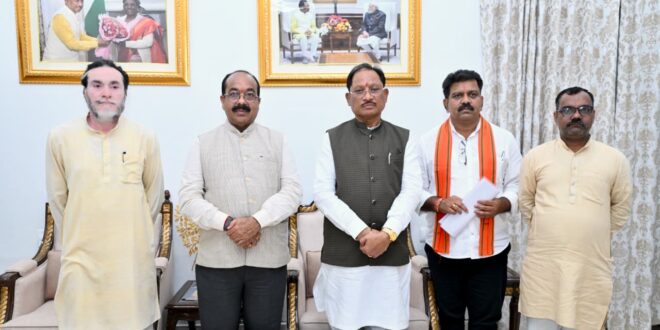 गन्ना किसानों के हित में बड़ा निर्णय: अब 425 रुपए प्रति क्विंटल की दर से होगी गन्ने की खरीदी, भारतीय किसान संघ के प्रतिनिधिमंडल से चर्चा के बाद मुख्यमंत्री विष्णु देव साय ने लिया महत्वपूर्ण निर्णय…..