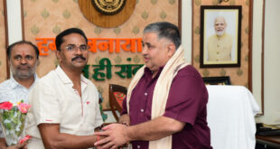 पर्यटन मंत्री राजेश अग्रवाल ने नवा रायपुर स्थित निवास कार्यालय में नागरिकों से की आत्मीय भेंट-मुलाकात…..
