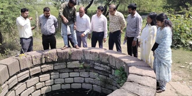 आयुक्त तारन प्रकाश सिन्हा ने बेमेतरा जिले में वीबी-जी राम जी योजना के कार्यों का किया सघन निरीक्षण…..