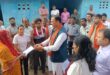 बस हादसे में मृत यात्रियों के घर-घर पहुंचे स्वास्थ्य मंत्री श्याम बिहारी जायसवाल, पुष्प अर्पित कर दी श्रद्धांजलि…. बस हादसे में मृत यात्रियों के घर-घर पहुंचे स्वास्थ्य मंत्री श्याम बिहारी जायसवाल, पुष्प अर्पित कर दी श्रद्धांजलि….