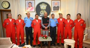 राज्यपाल रमेन डेका से एयर ऑफिसर कमांडिंग नंदा कुमार बाला ने की सौजन्य भेंट…..
