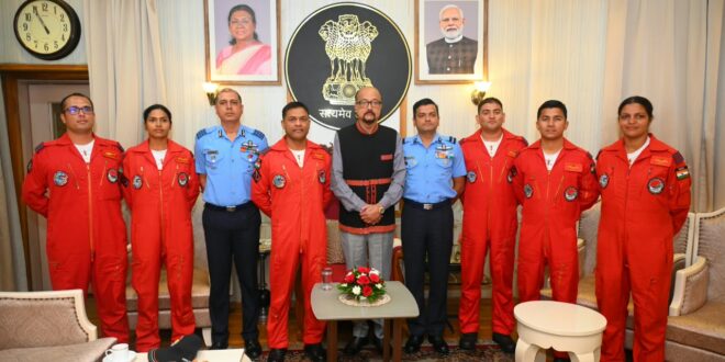 राज्यपाल रमेन डेका से एयर ऑफिसर कमांडिंग नंदा कुमार बाला ने की सौजन्य भेंट…..