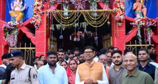 वित्त मंत्री ओ.पी. चौधरी ने माँ चंद्रहासिनी देवी के दर्शन कर प्रदेशवासियों की सुख-समृद्धि और खुशहाली की कामना की…..